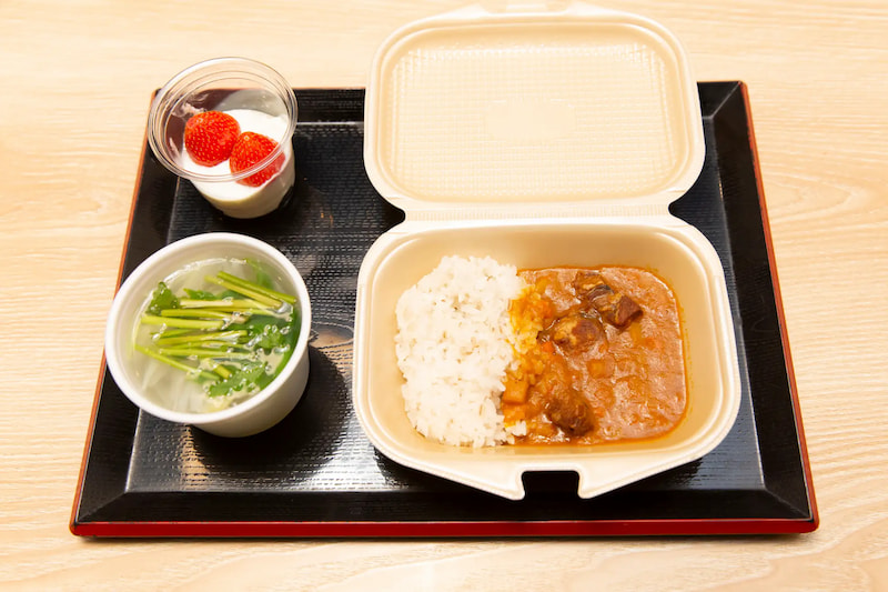 TCB監修 栄養満点こども牛たんカレーセットの写真