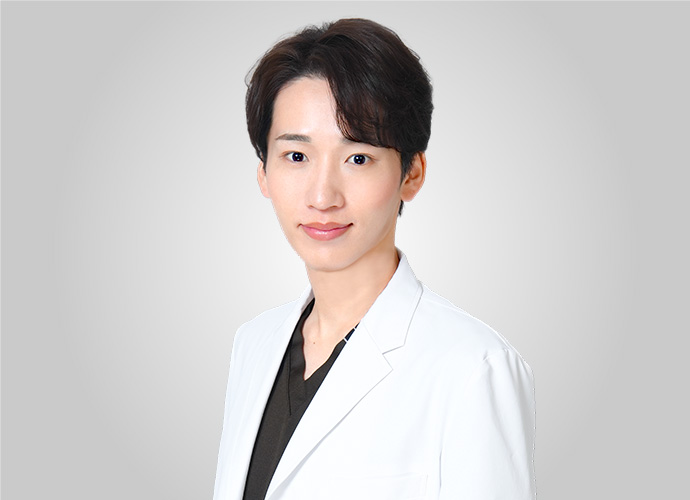 菅田 郁也 医師